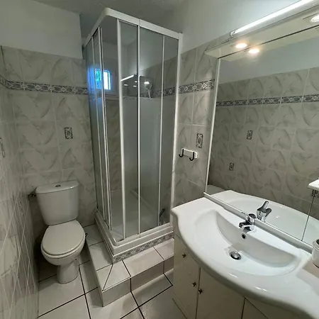 T2 Avec Parking Et Animaux Admis, Capacite 4, Cap D'agde - Fr-1-749-83 Апартаменти *